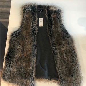 *NEW* Splendid faux fur vest